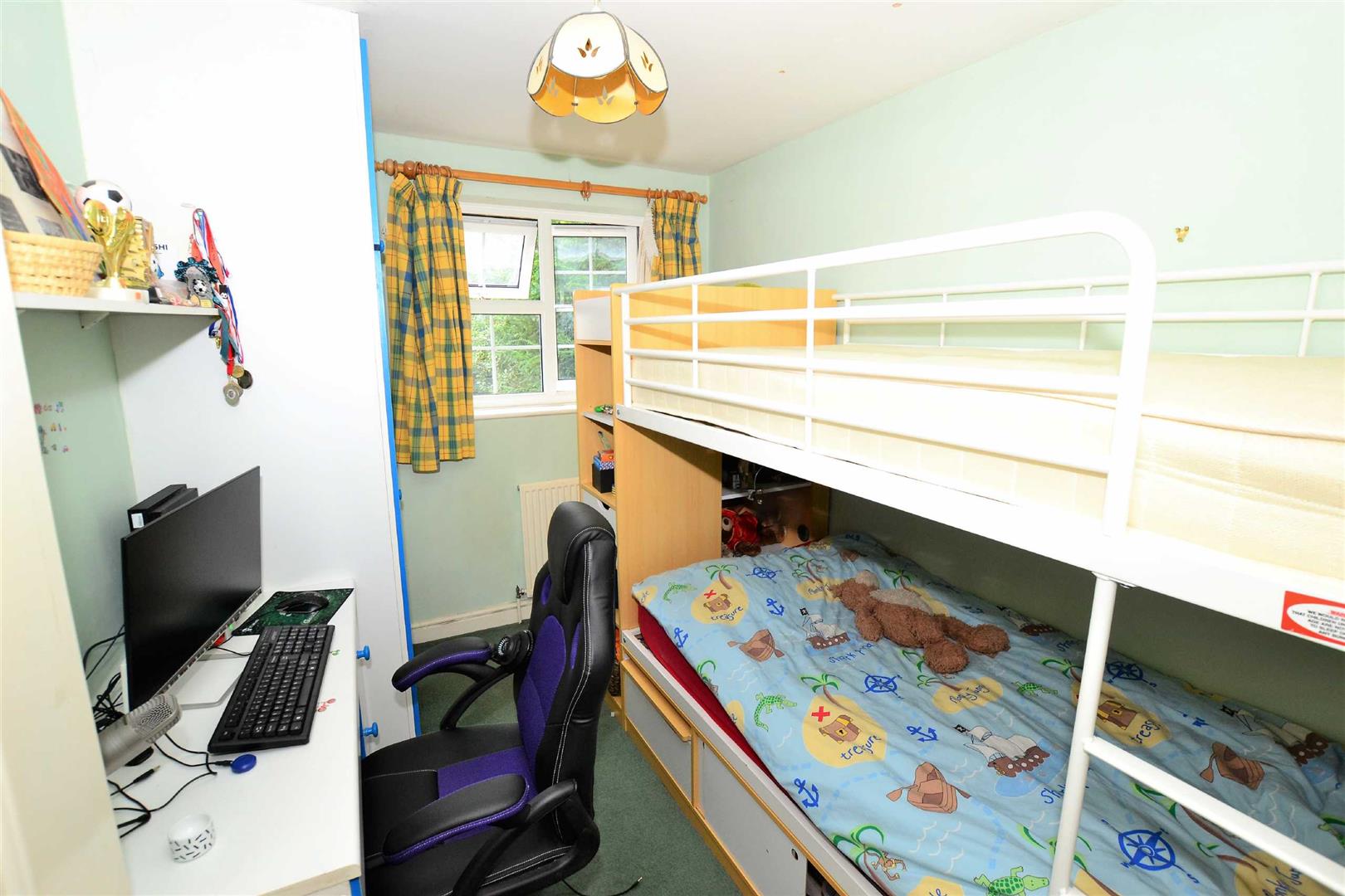 Rufus Isaacs Road, Caversham, Reading Walmsley