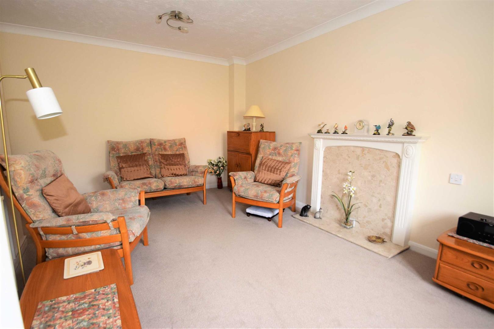 Priory Court, Priory Avenue, Caversham, RG4 7SN Walmsley