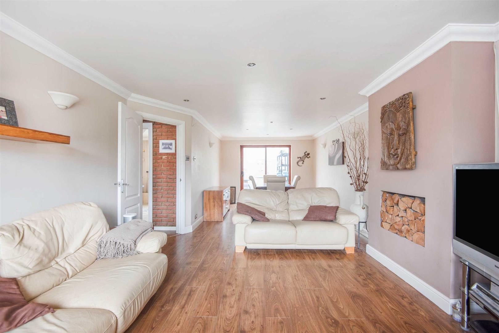 Nightingale Road, Woodley, Reading Walmsley