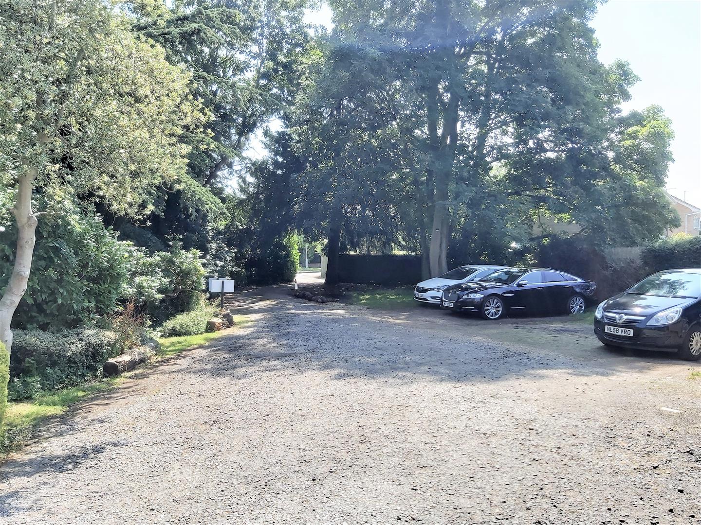 Rosehill House Peppard Road Emmer Green Apartment for sale in Reading