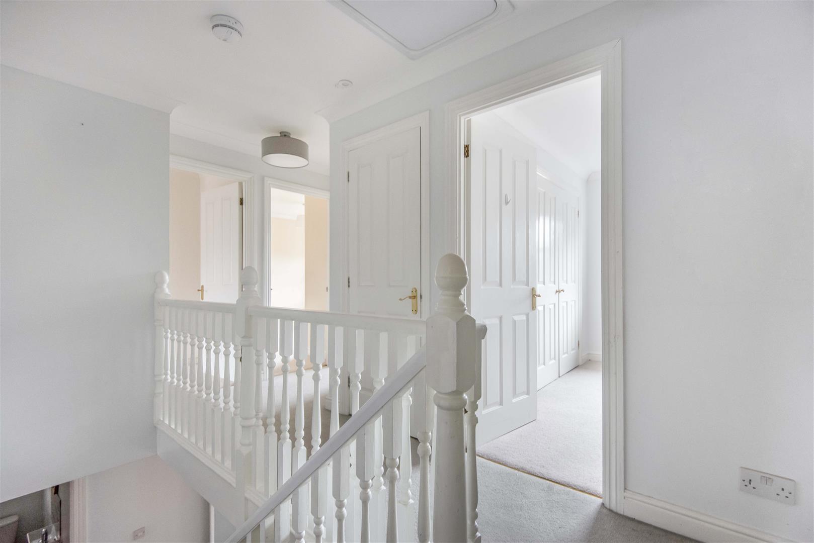 Rhigos Emmer Green house for sale in Reading