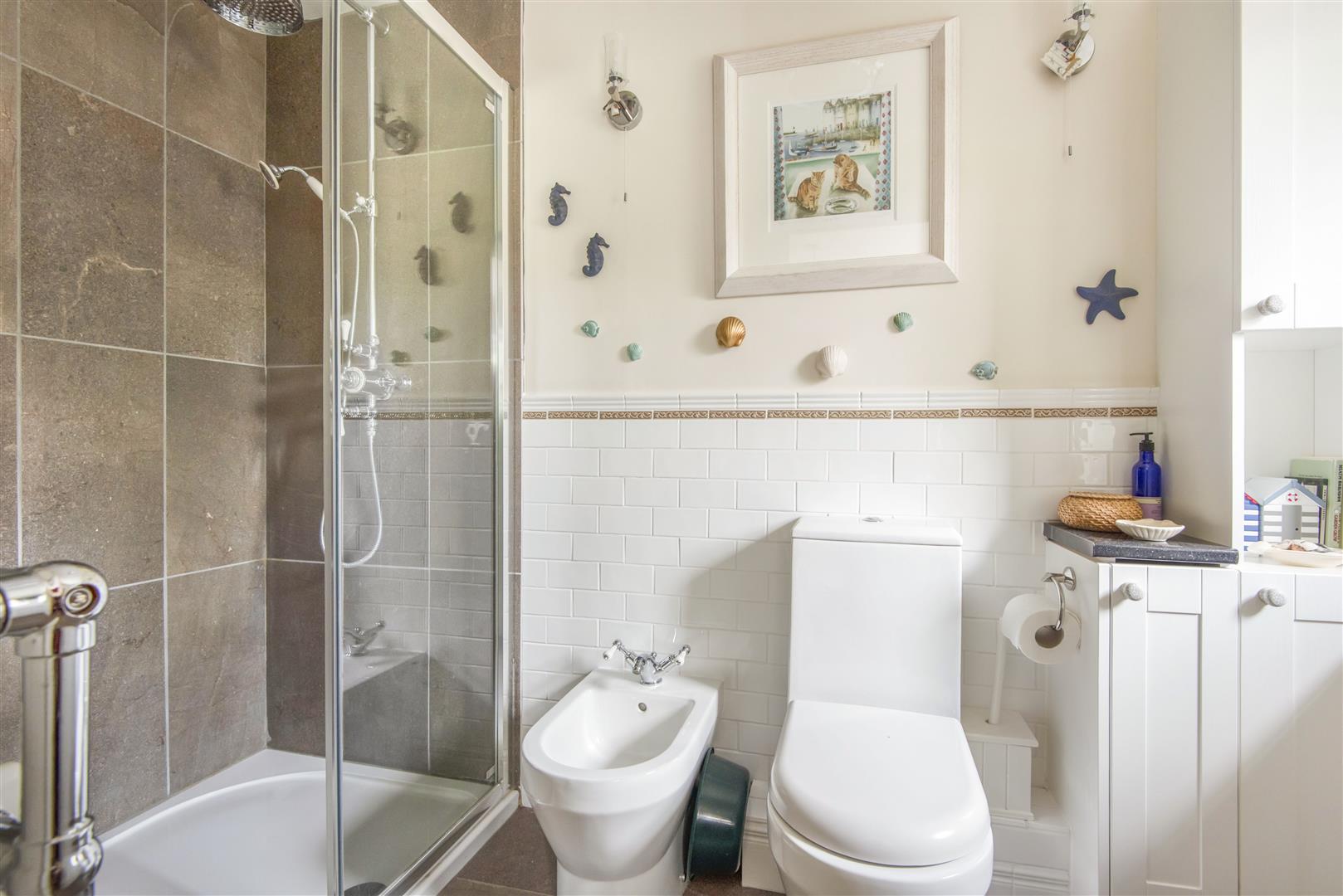 Winterberry Way Caversham Heights house for sale in Reading