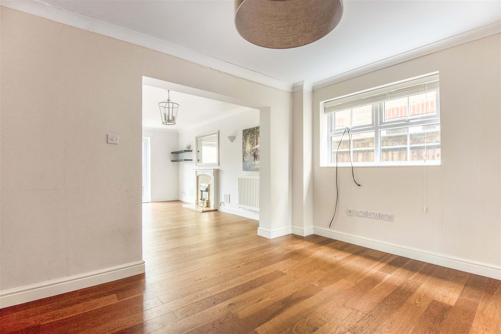 Rhigos Emmer Green house for sale in Reading