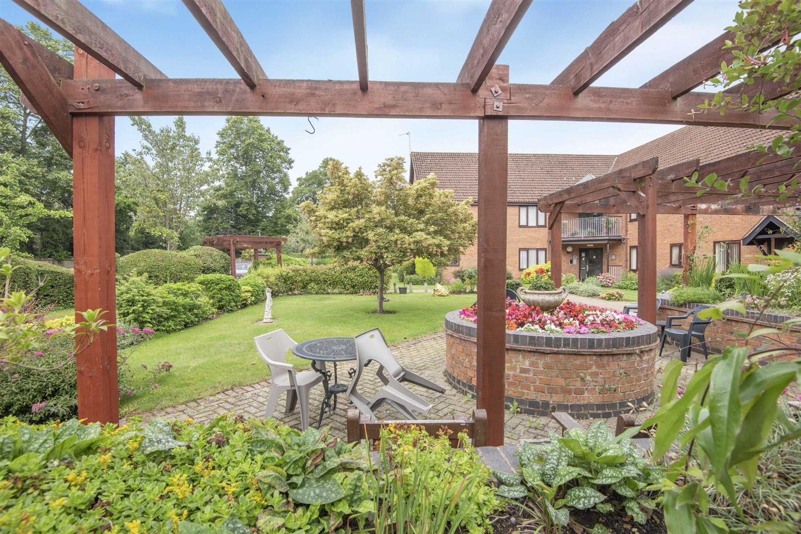 St. Barnabas Road, Emmer Green, Reading Walmsley