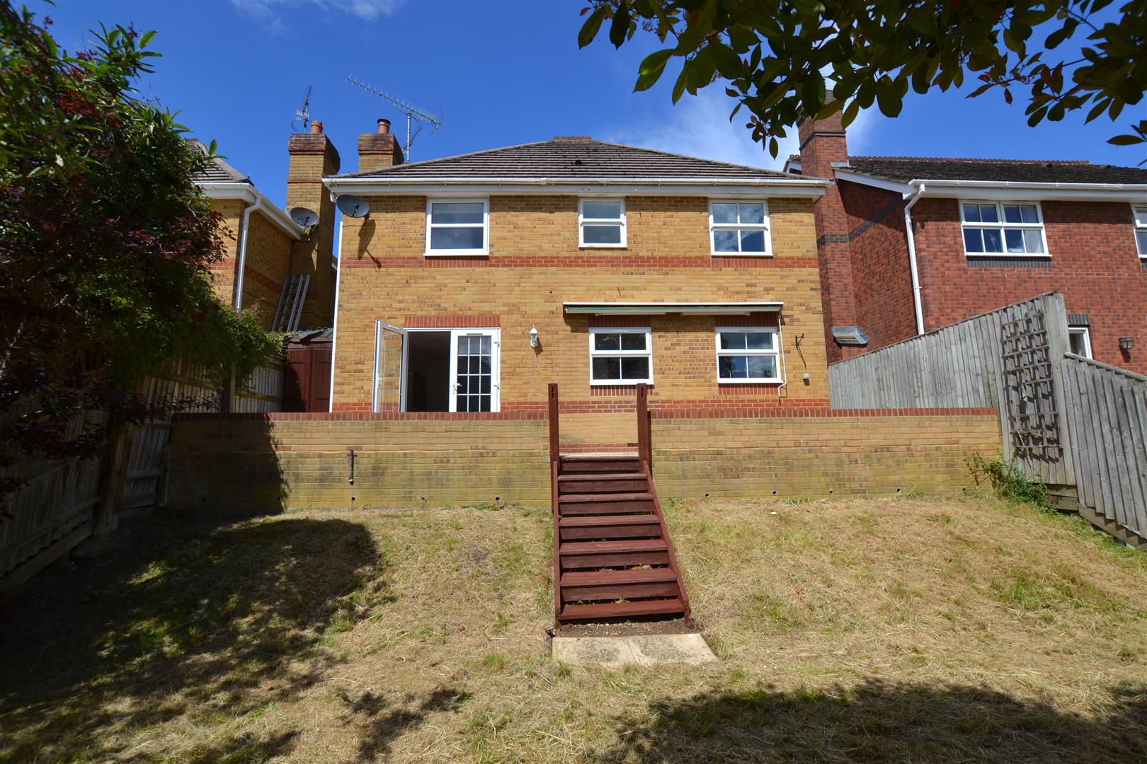 Rhigos Emmer Green house for sale in Reading