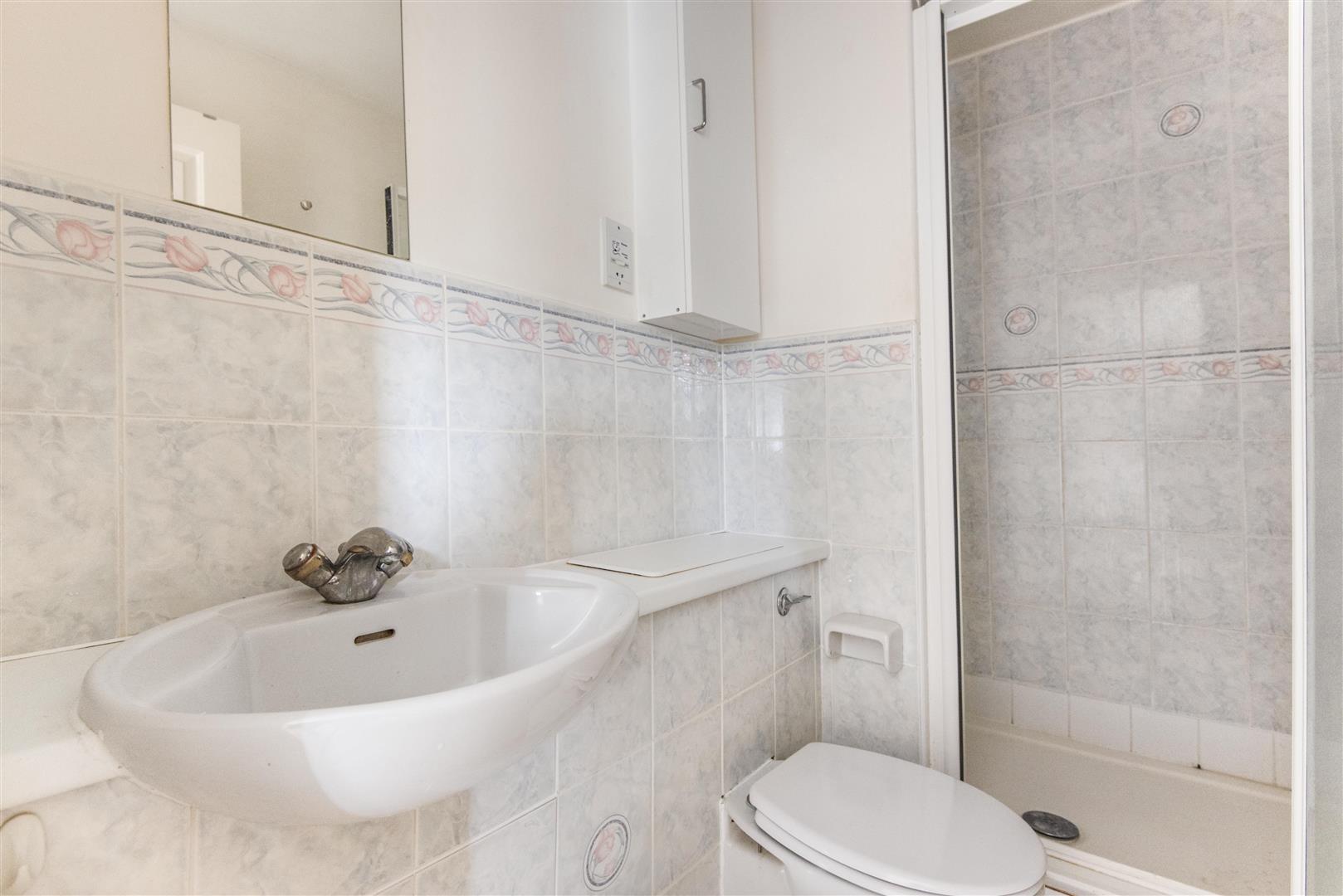 Rhigos Emmer Green house for sale in Reading