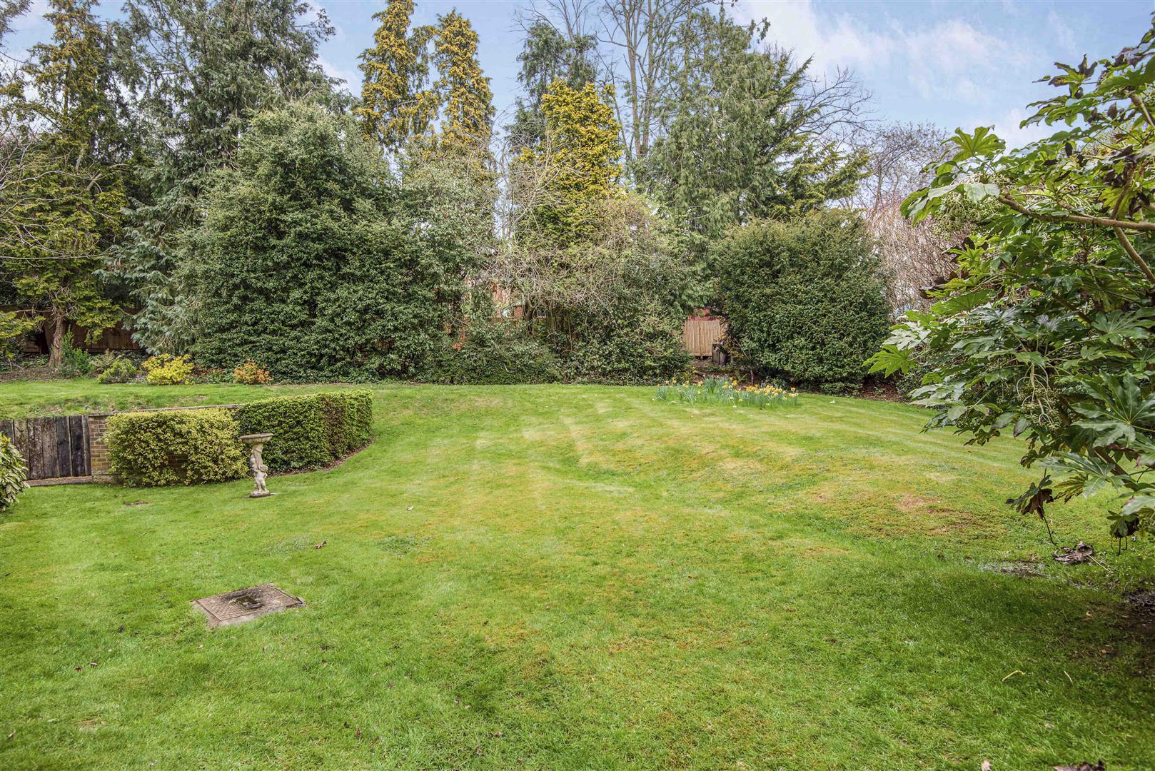 Auburn Court Caversham Apartment for sale in Reading