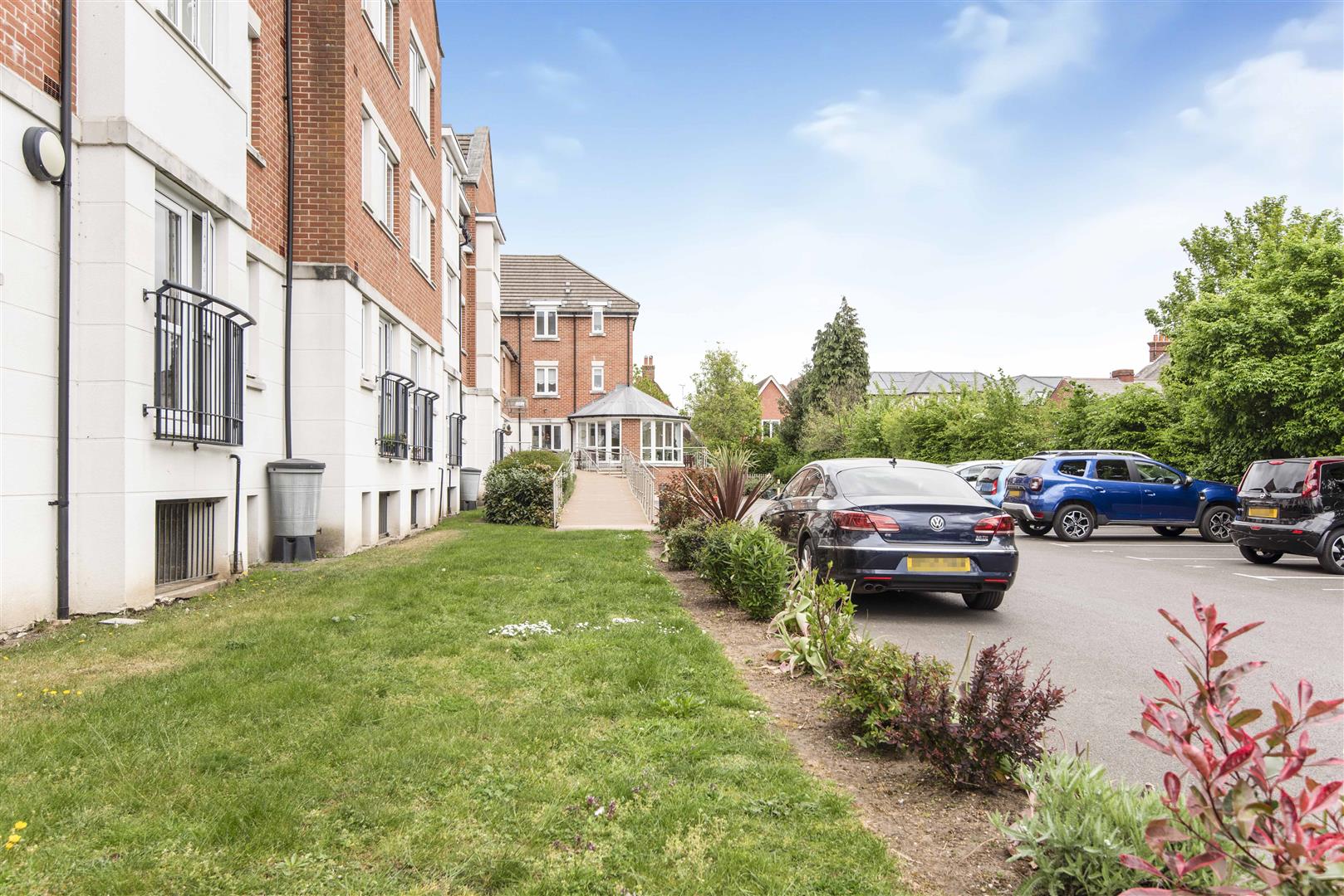Crayshaw Court Caversham Apartment for sale in Reading