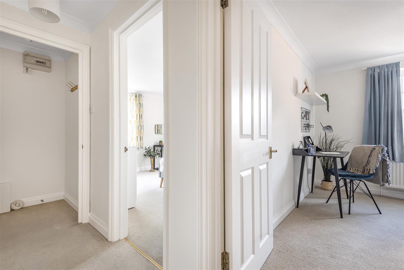 Springfield House Surley Row Apartment for sale in Reading