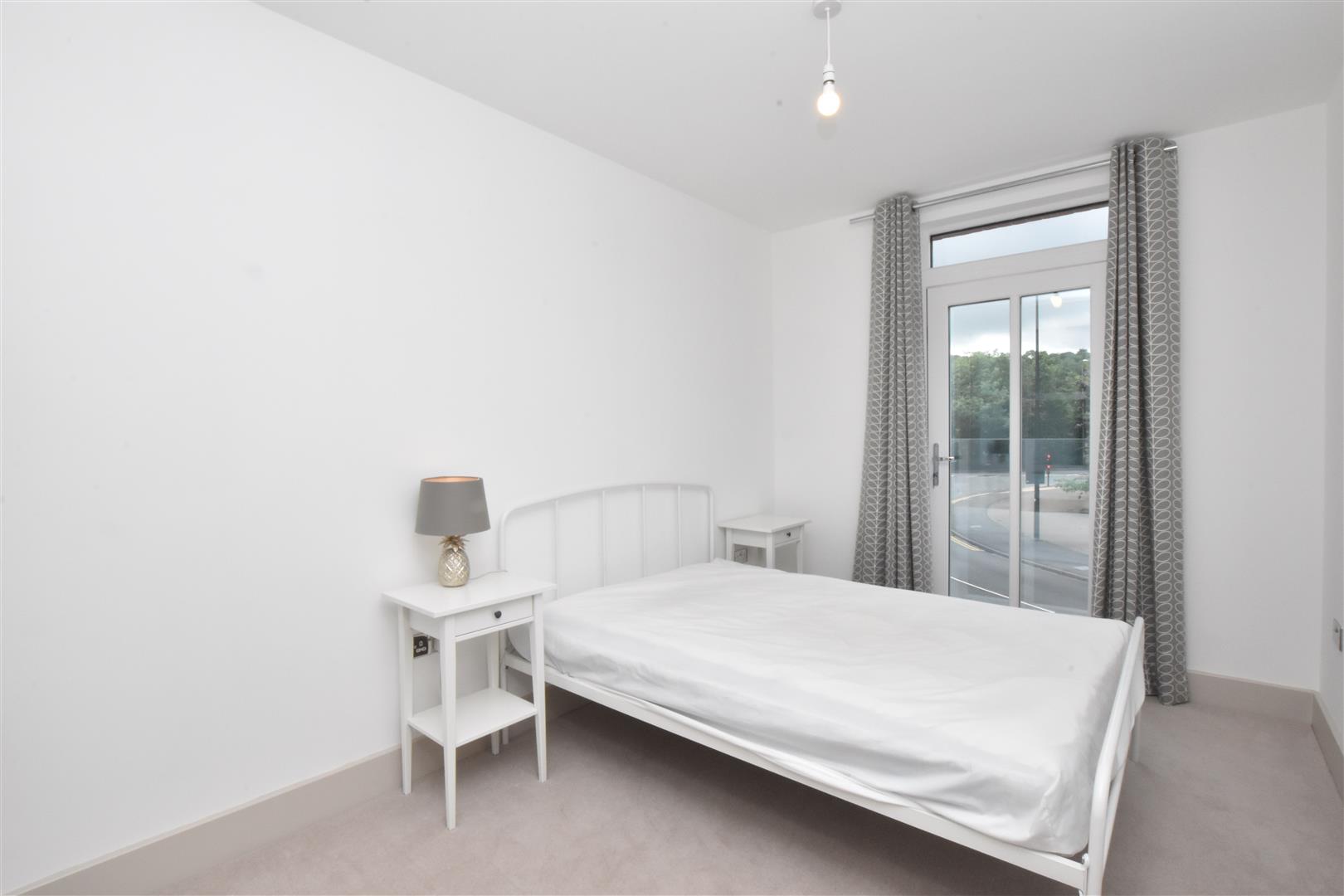 Trinity Place Easton Street Apartment to let in Reading
