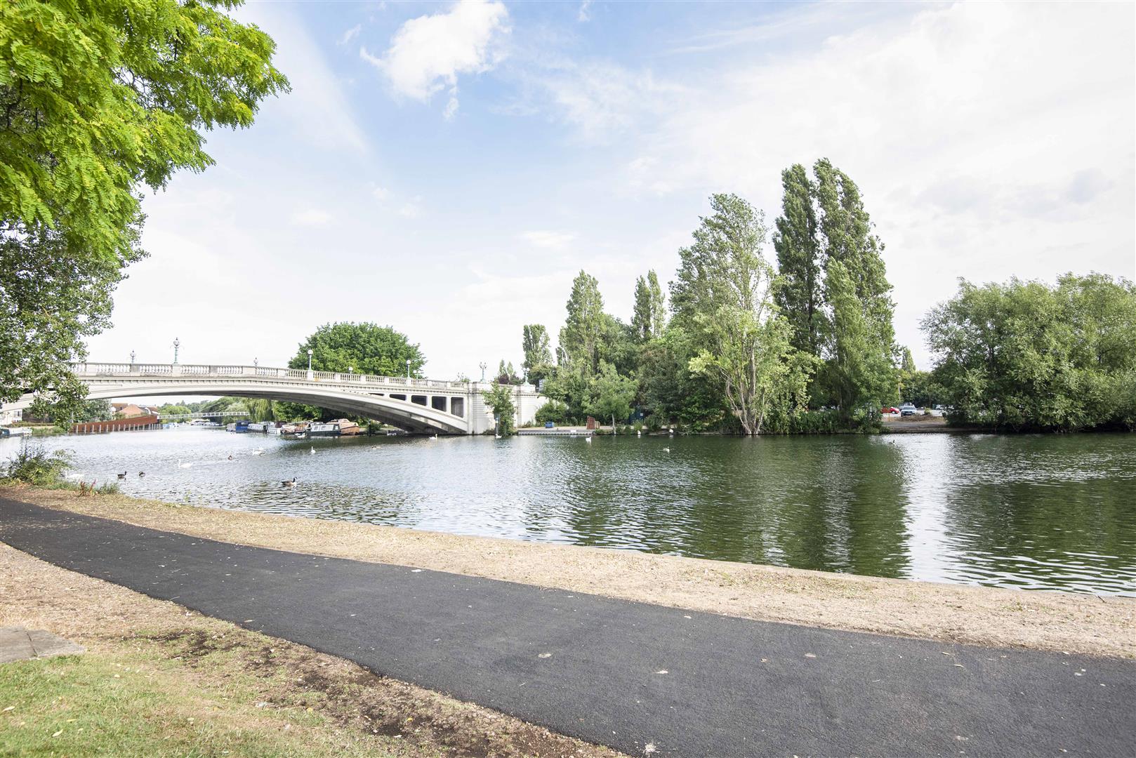 Kingfisher Place, Reading Walmsley