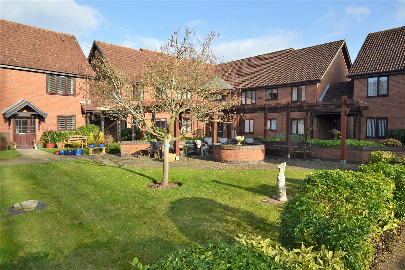 St. Barnabas Road, Emmer Green, RG4 8RR Walmsley