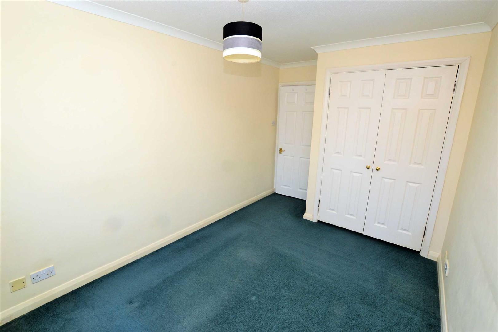 Lynden Mews, Dale Road, Reading RG2 0AT Walmsley