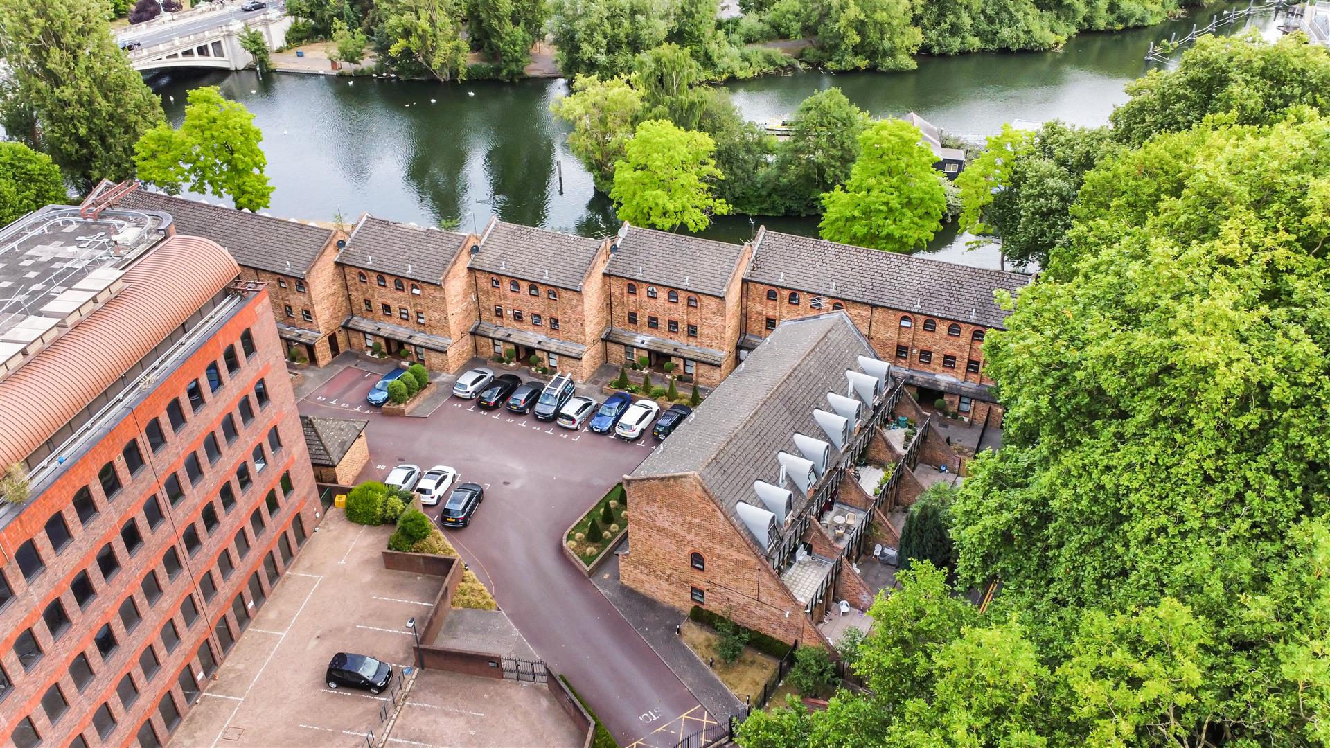 Kingfisher Place, Reading Walmsley