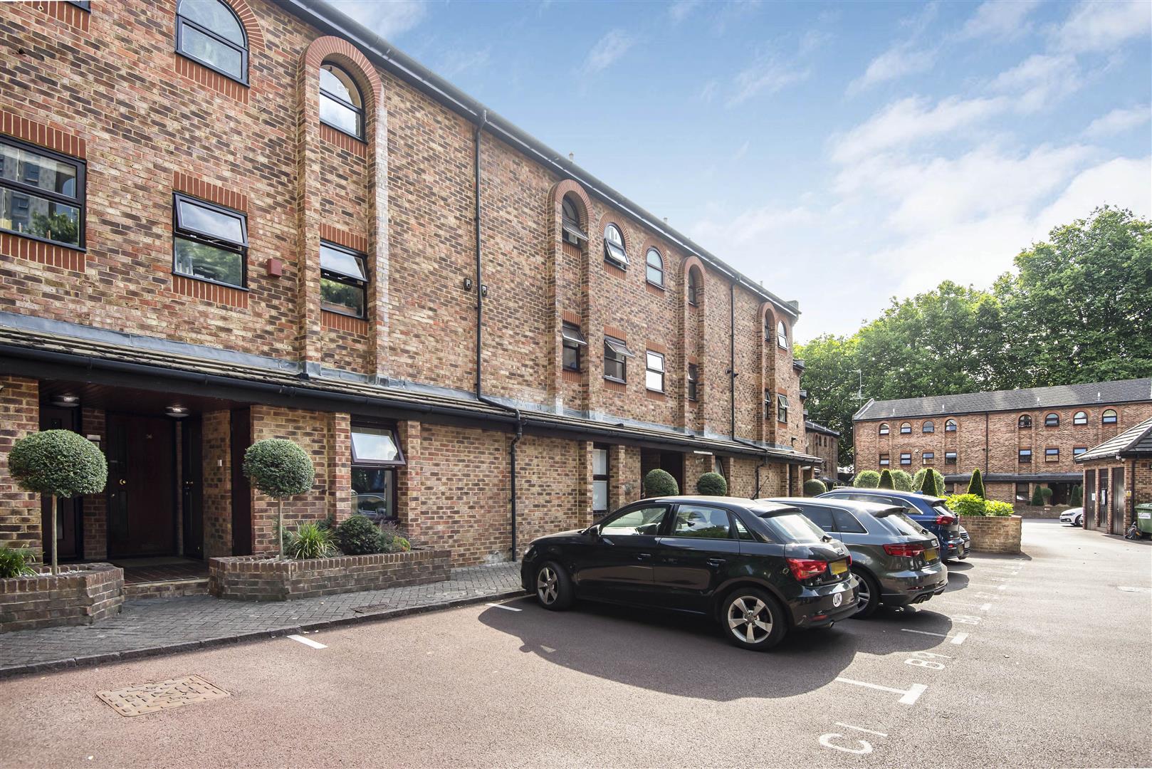 Kingfisher Place, Reading Walmsley