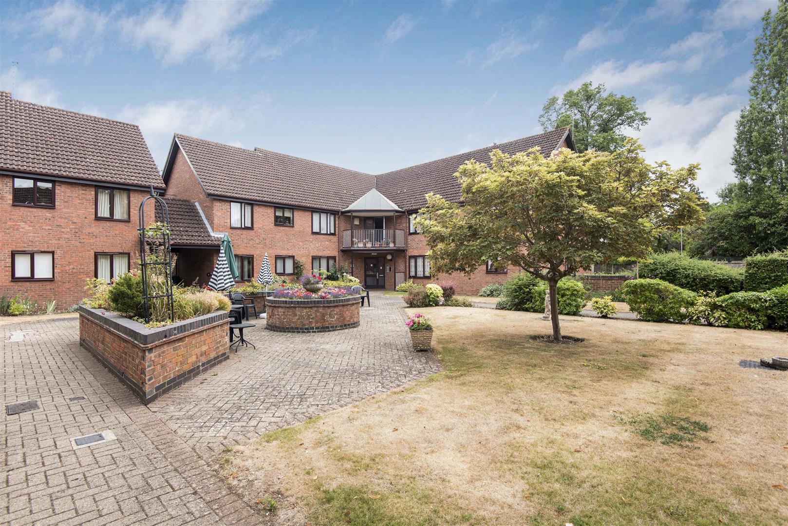 St. Barnabas Road, Emmer Green, Reading RG4 8RR Walmsley