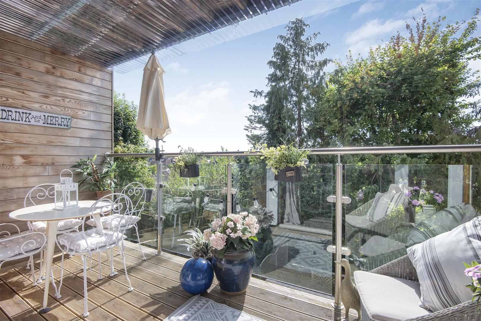 Grove Hill Close Emmer Green Apartment for sale in Reading