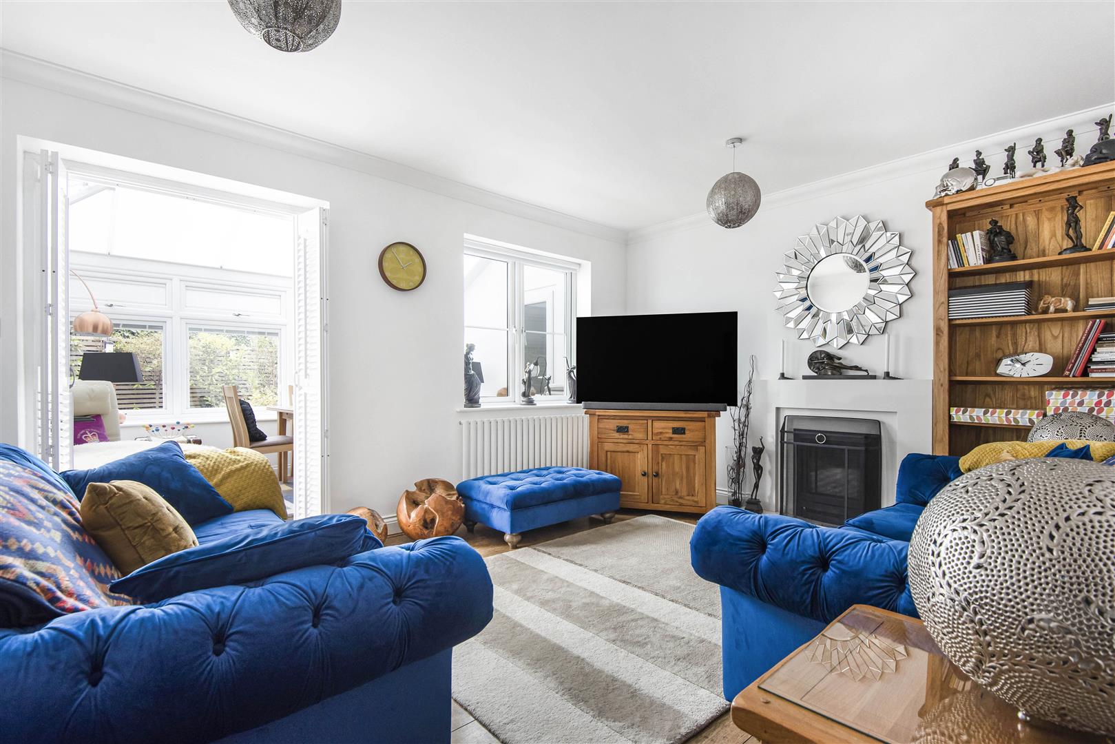 Bell Court Emmer Green house for sale in Reading