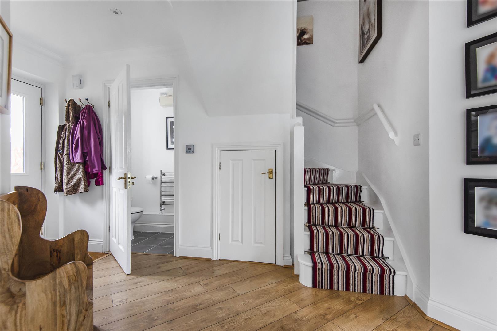 Bell Court Emmer Green house for sale in Reading