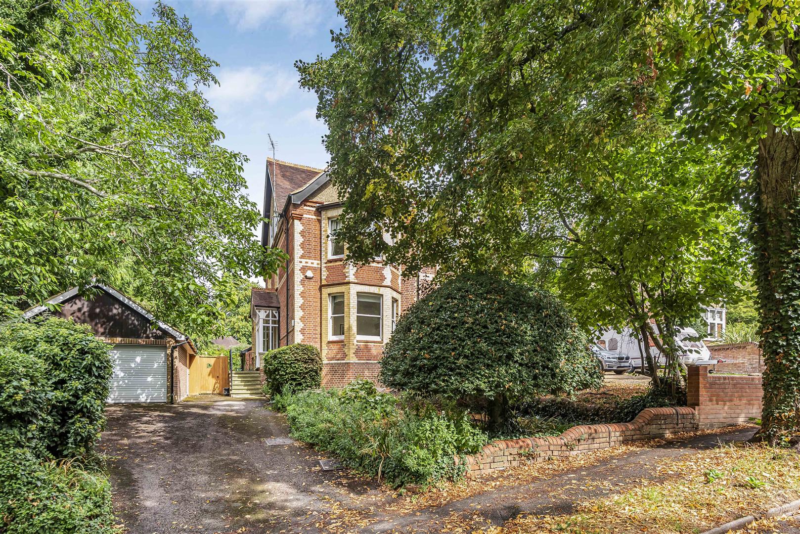 Upper Warren Avenue Caversham Heights house for sale in Reading