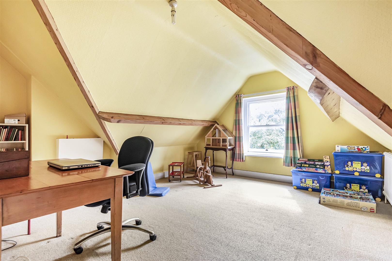 Upper Warren Avenue Caversham Heights house for sale in Reading