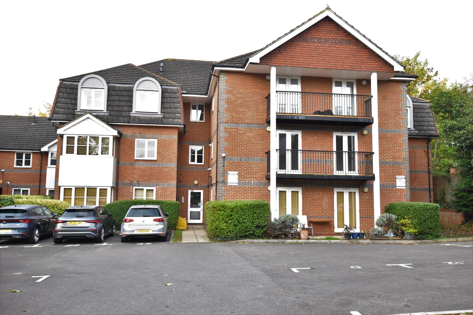 Farringdon Court, Erleigh Road, Reading - Walmsley