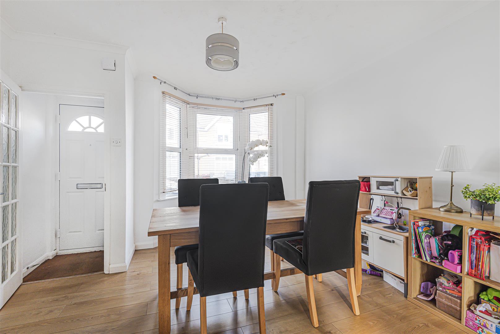 Kings Road, Caversham, Reading RG4 8DS Walmsley