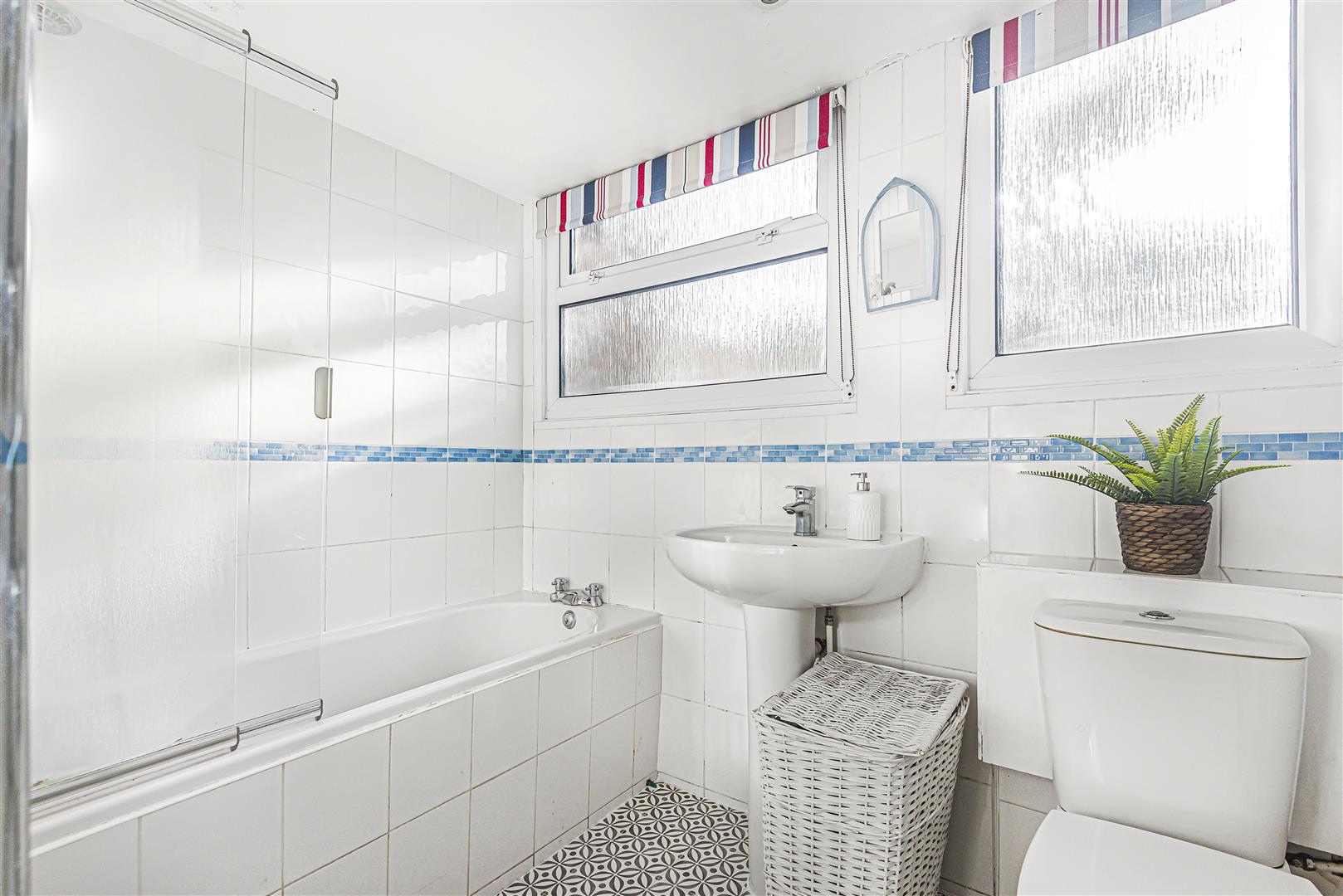 Kings Road, Caversham, Reading RG4 8DS Walmsley