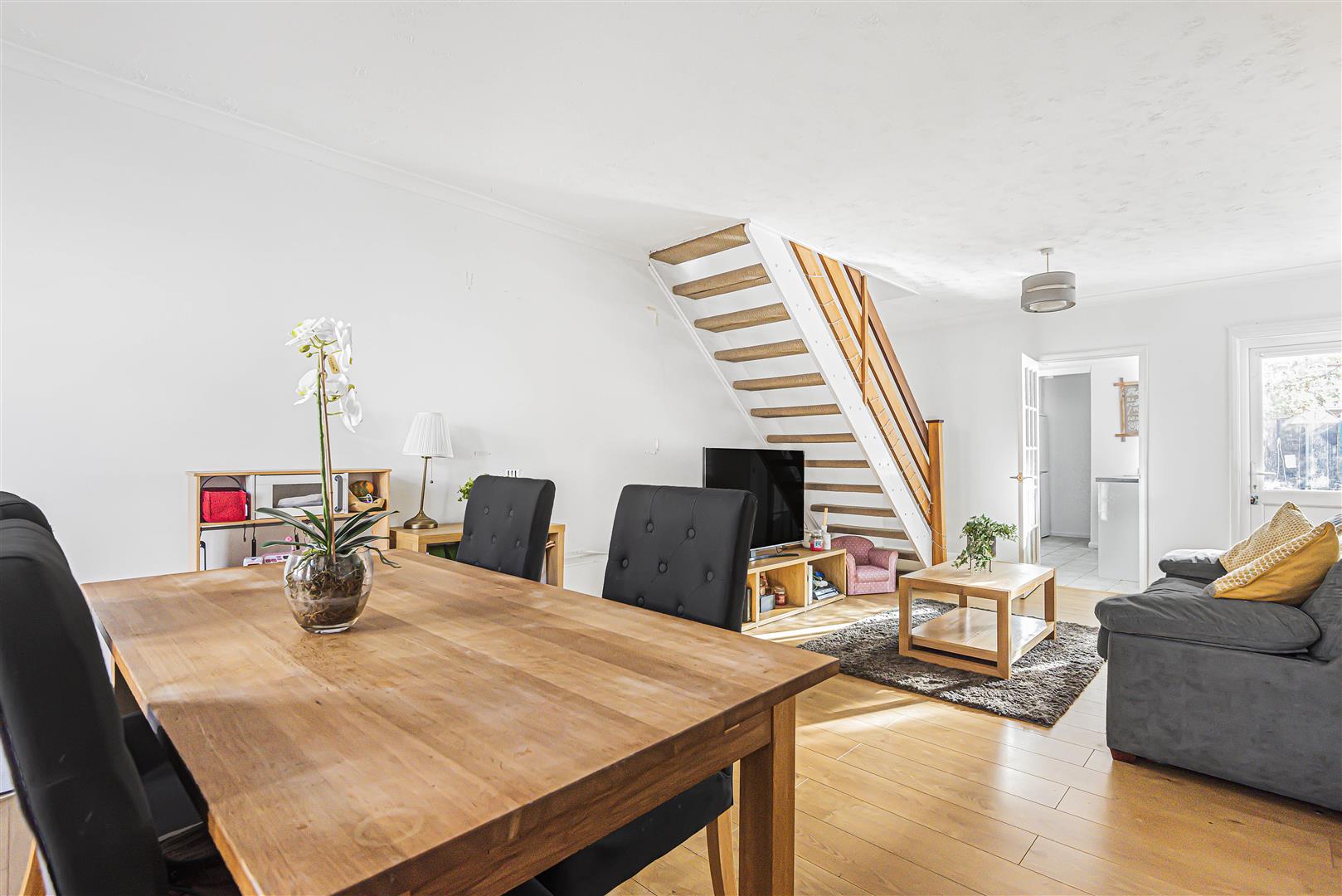 Kings Road, Caversham, Reading RG4 8DS Walmsley