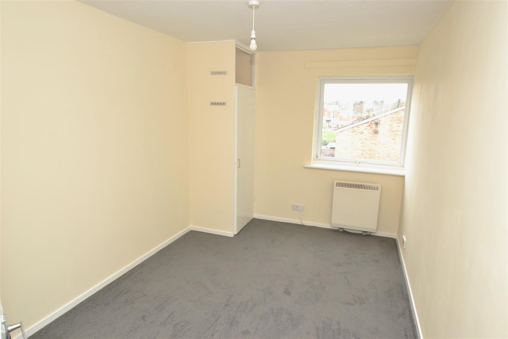 Barnwood Close  Apartment for sale in Reading