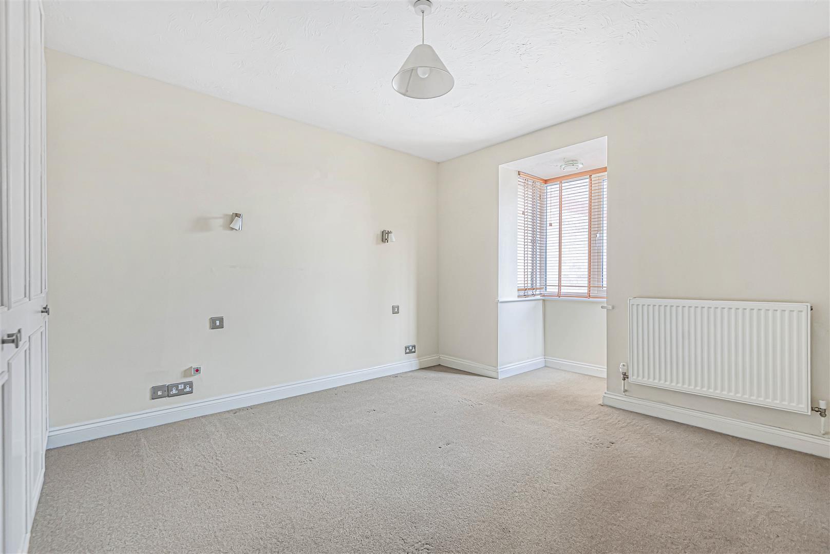 Heron Island Caversham Town House for sale in Reading