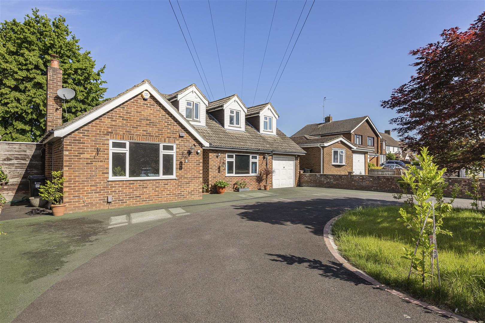 Pitts Lane Earley Detached House for sale in Reading