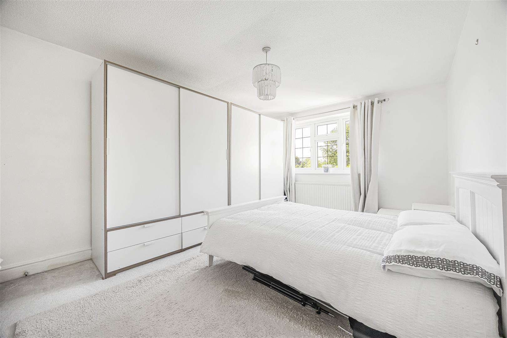 Bath Road Sonning Detached House for sale in Reading