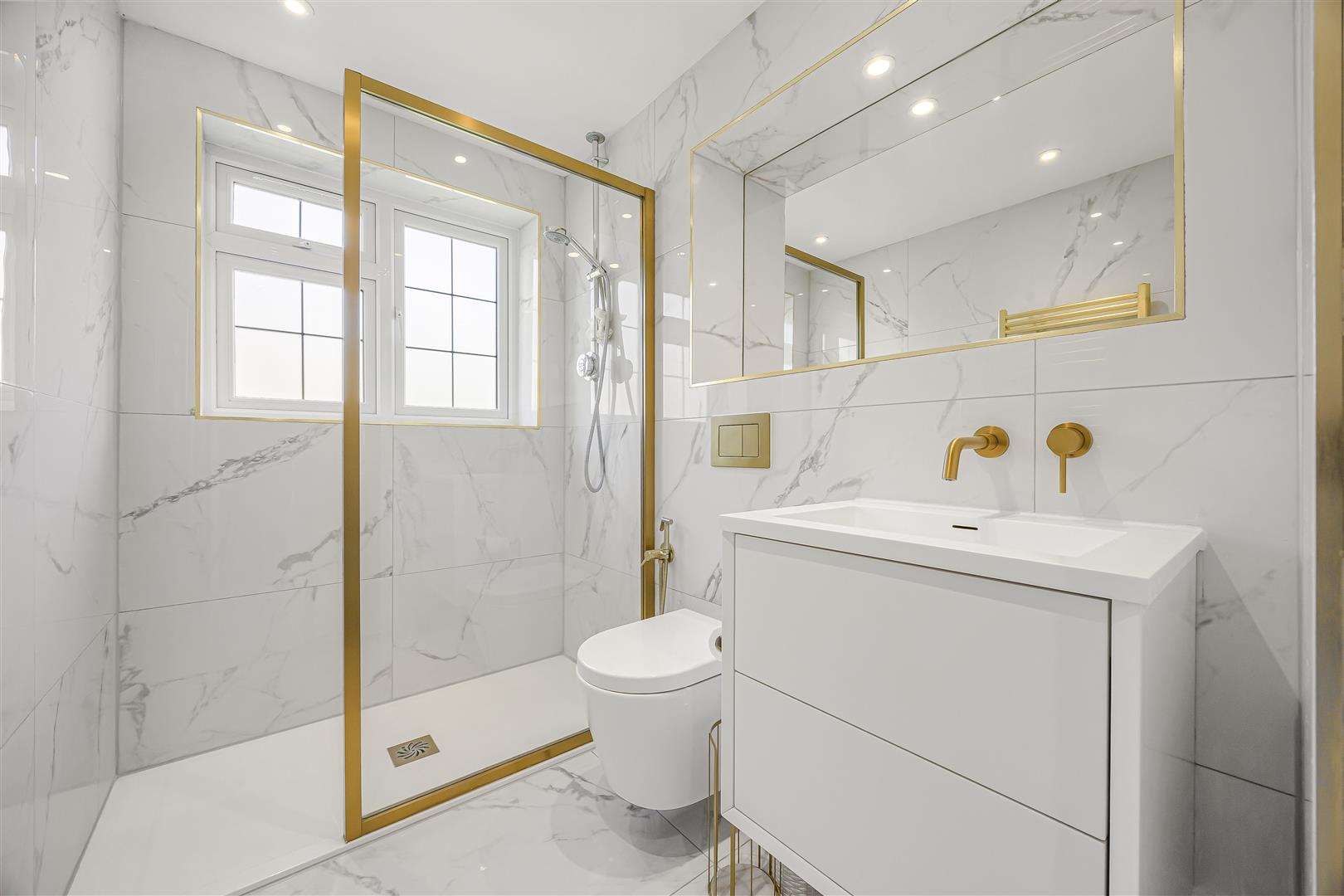 Bath Road Sonning Detached House for sale in Reading