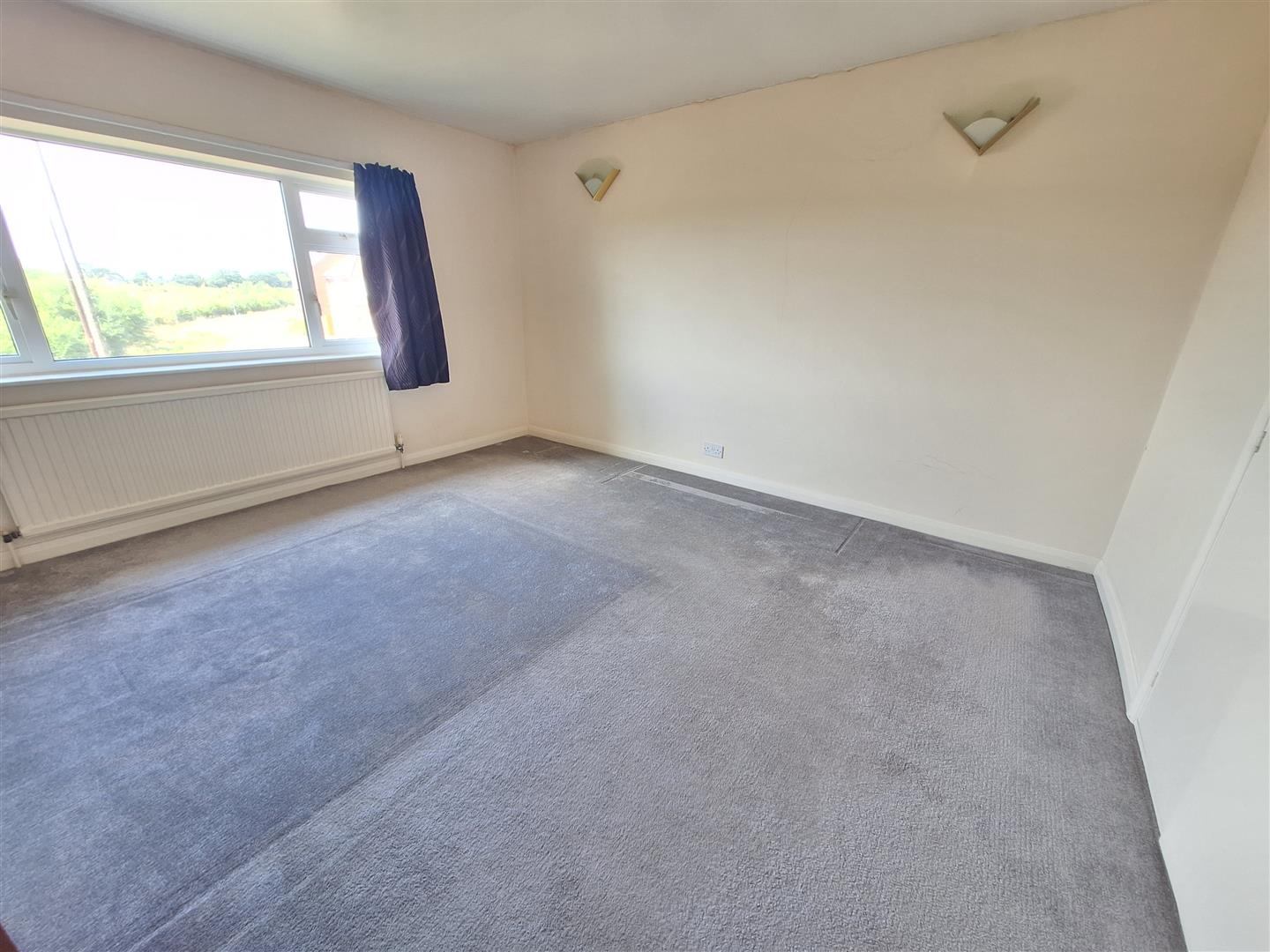 High Copse Farm Cottages Hyde End Road Semi-Detached House for sale in Reading