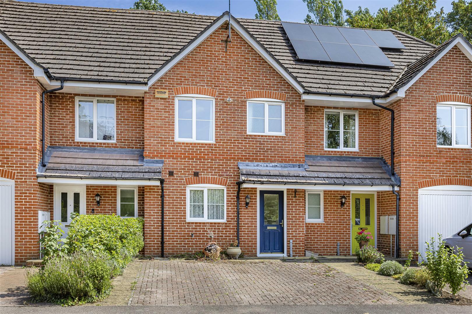 Bluebell Gardens Emmer Green Town House for sale in Reading