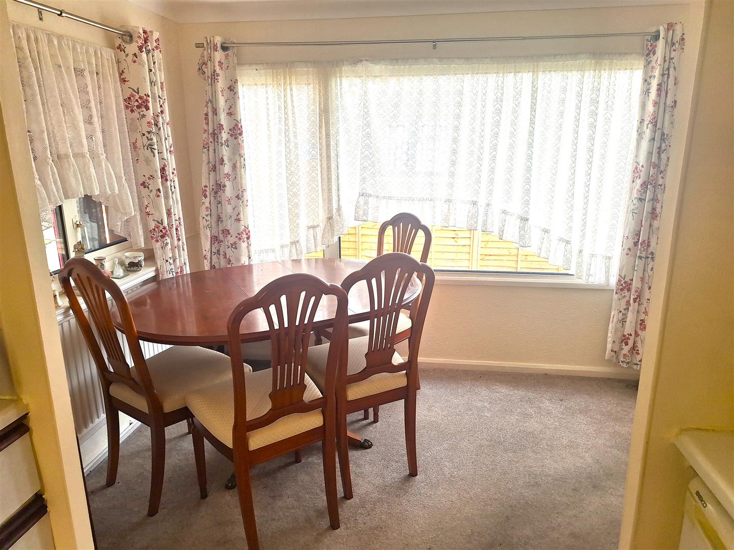 Harveys Nurseries Emmer Green house for sale in Reading