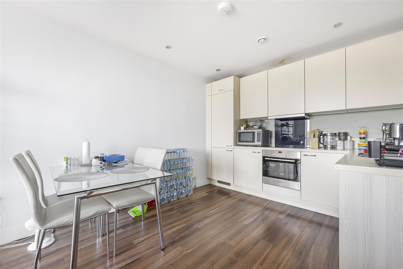 Cygnet House Drake Way Flat for sale in Reading