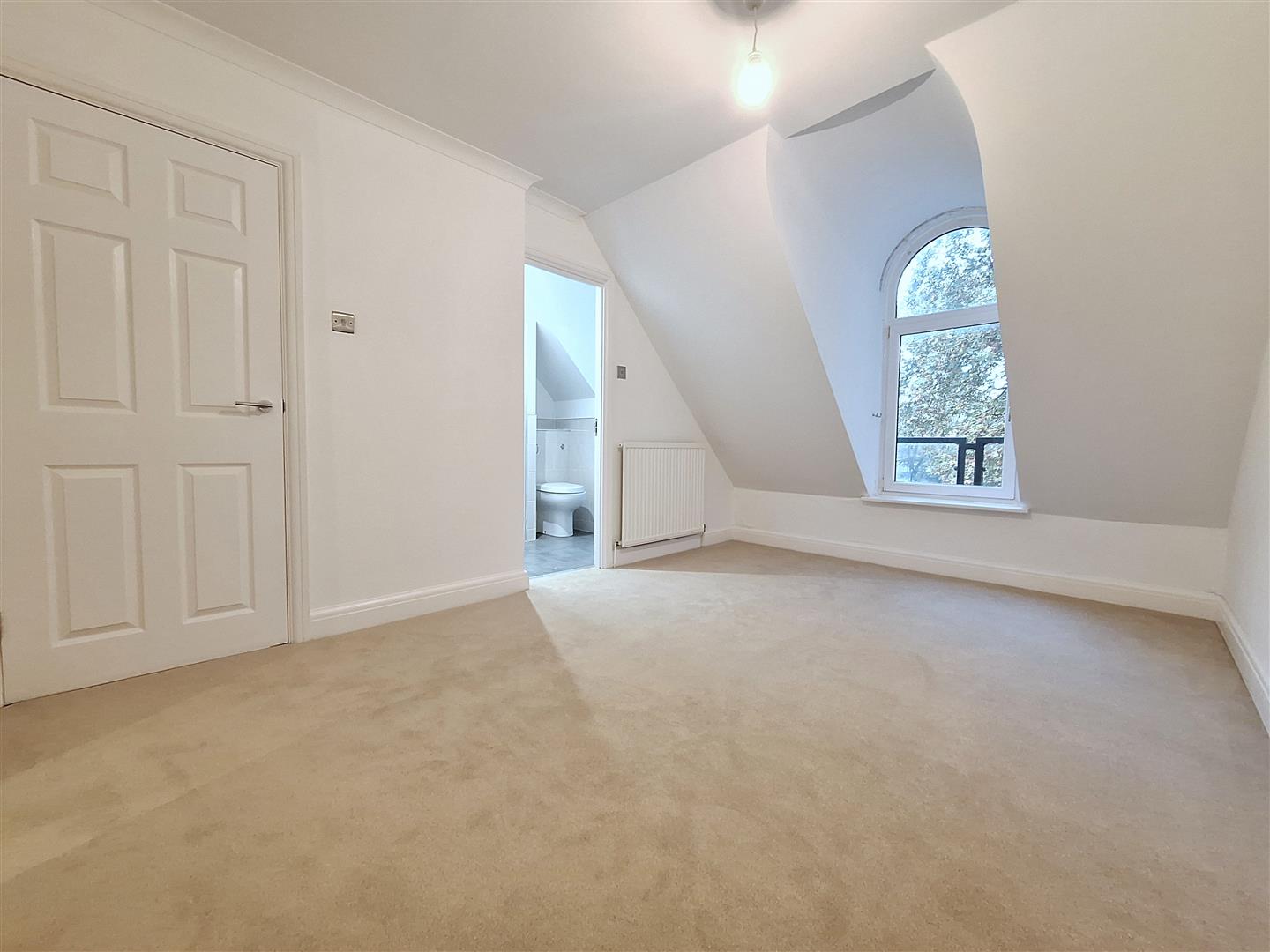 Kingfisher Place Kings Meadow Way Apartment to let in Reading