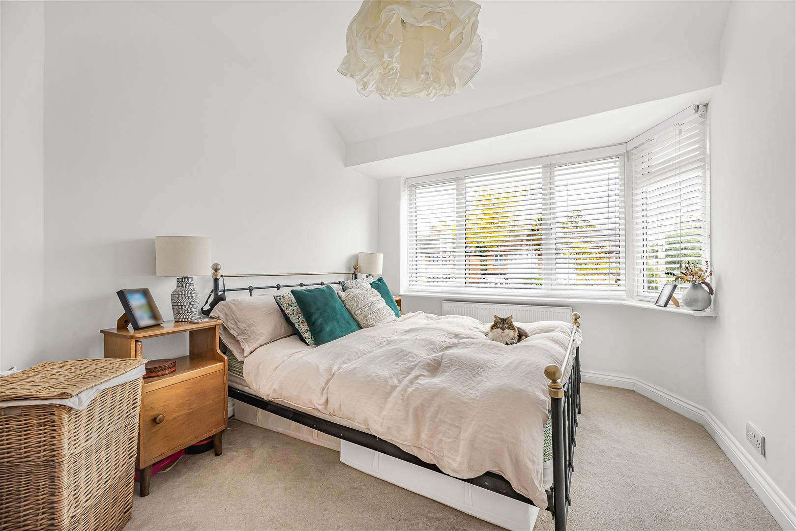 Stanhope Road  Semi-Detached House for sale in Reading