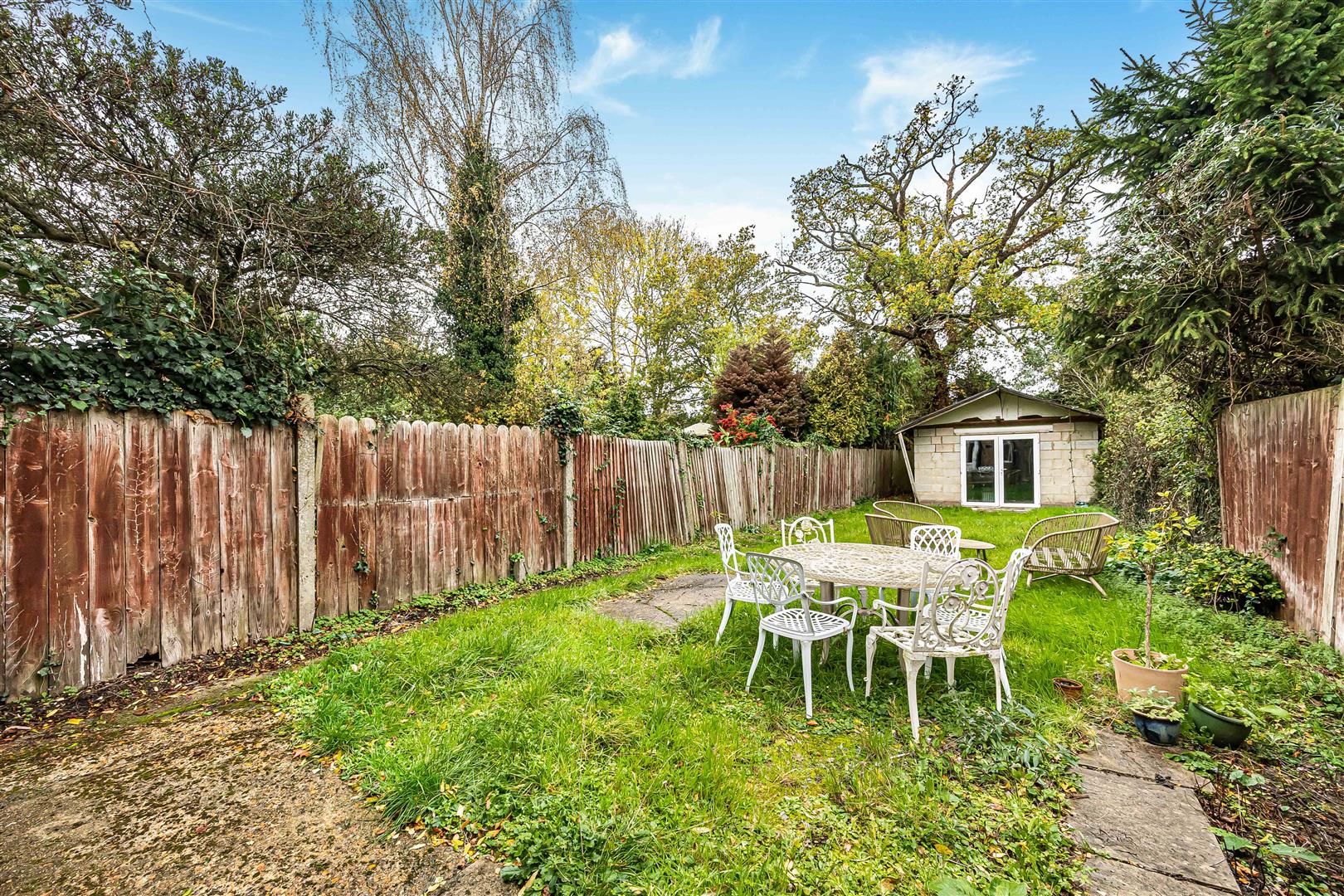 Stanhope Road  Semi-Detached House for sale in Reading