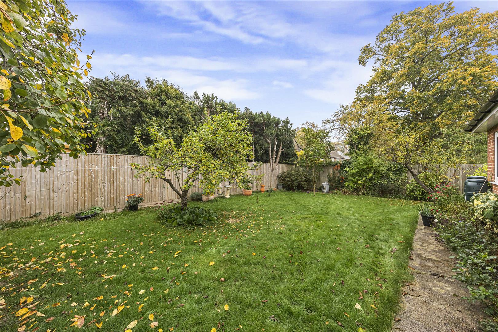 Sandcroft Road Caversham Detached Bungalow for sale in Reading