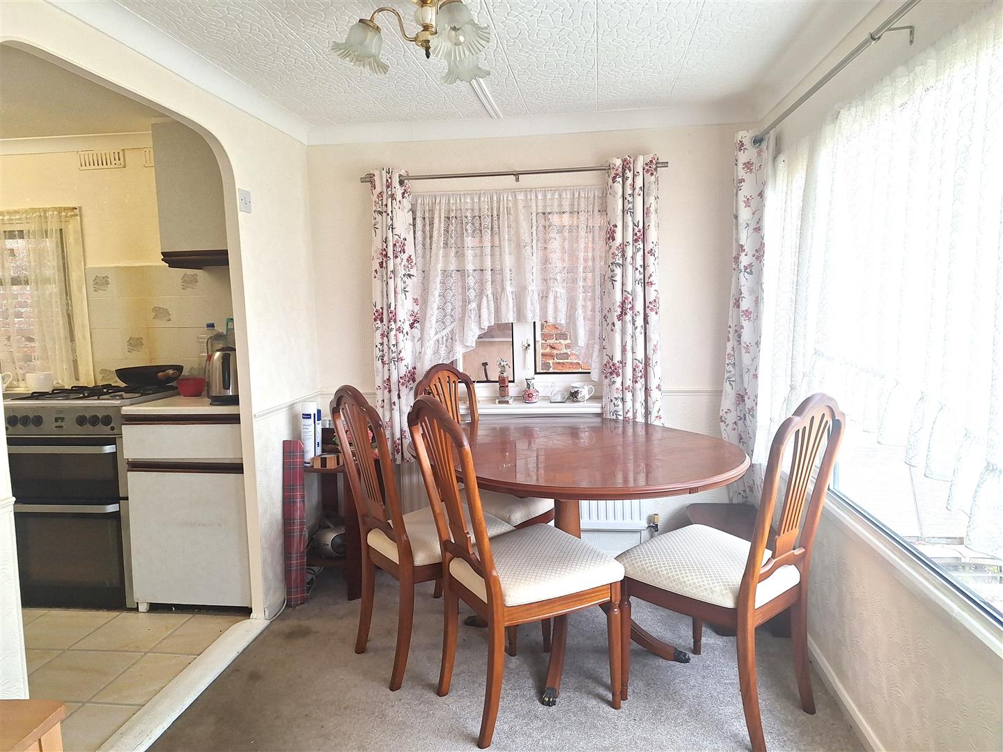 Harveys Nurseries Emmer Green house for sale in Reading