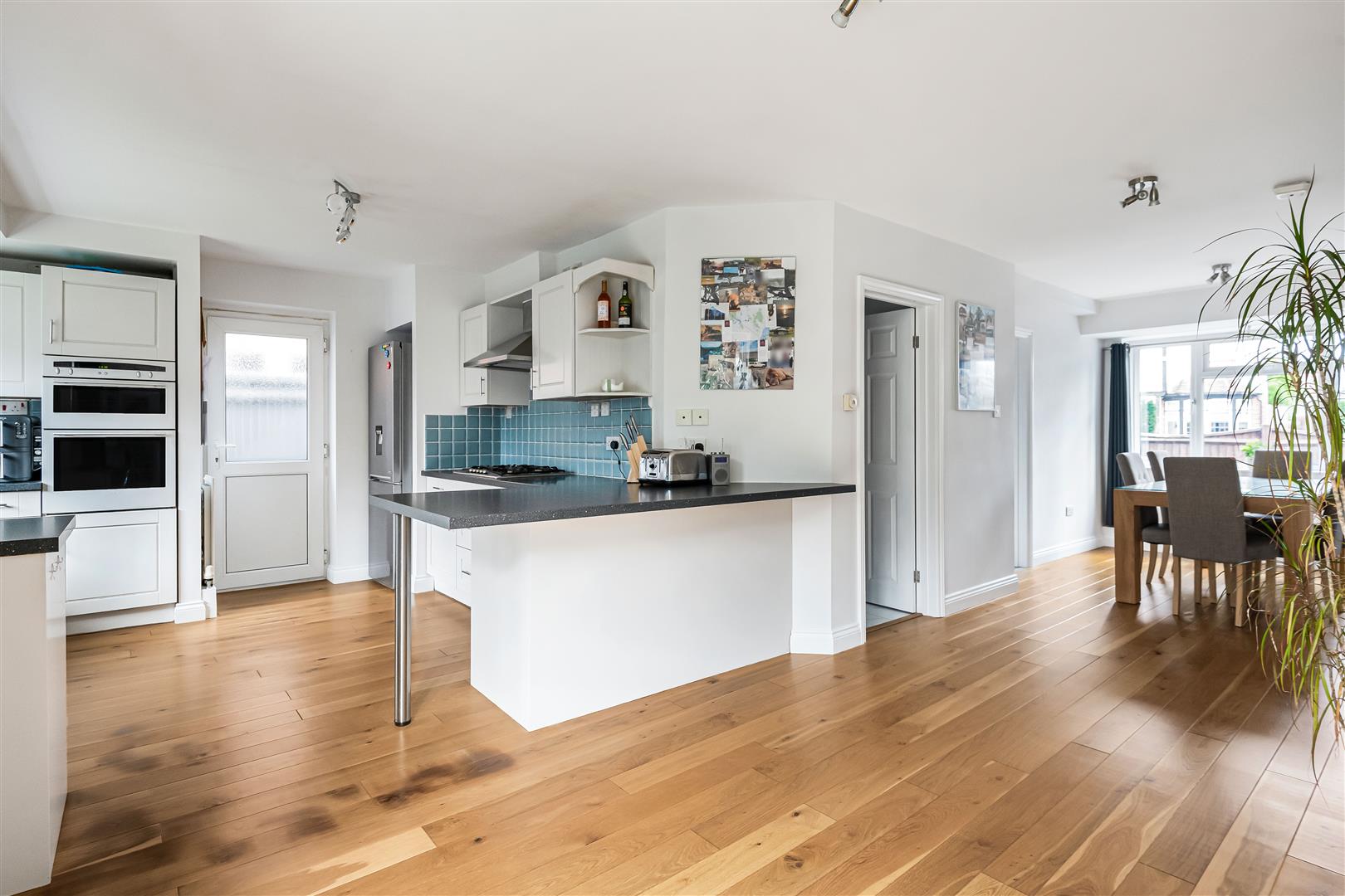 Ilkley Road Caversham Heights Detached House for sale in Reading