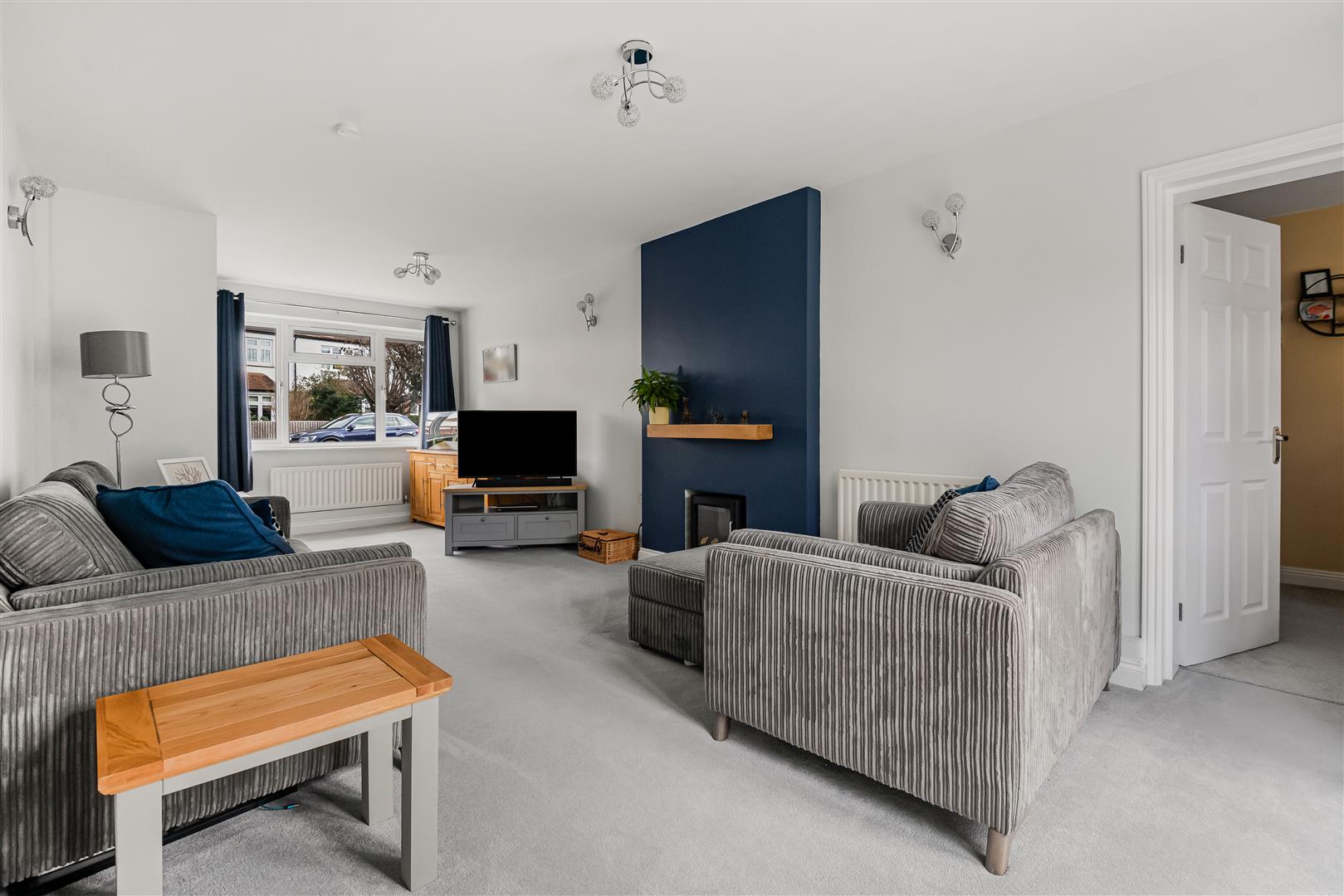 Ilkley Road Caversham Heights Detached House for sale in Reading