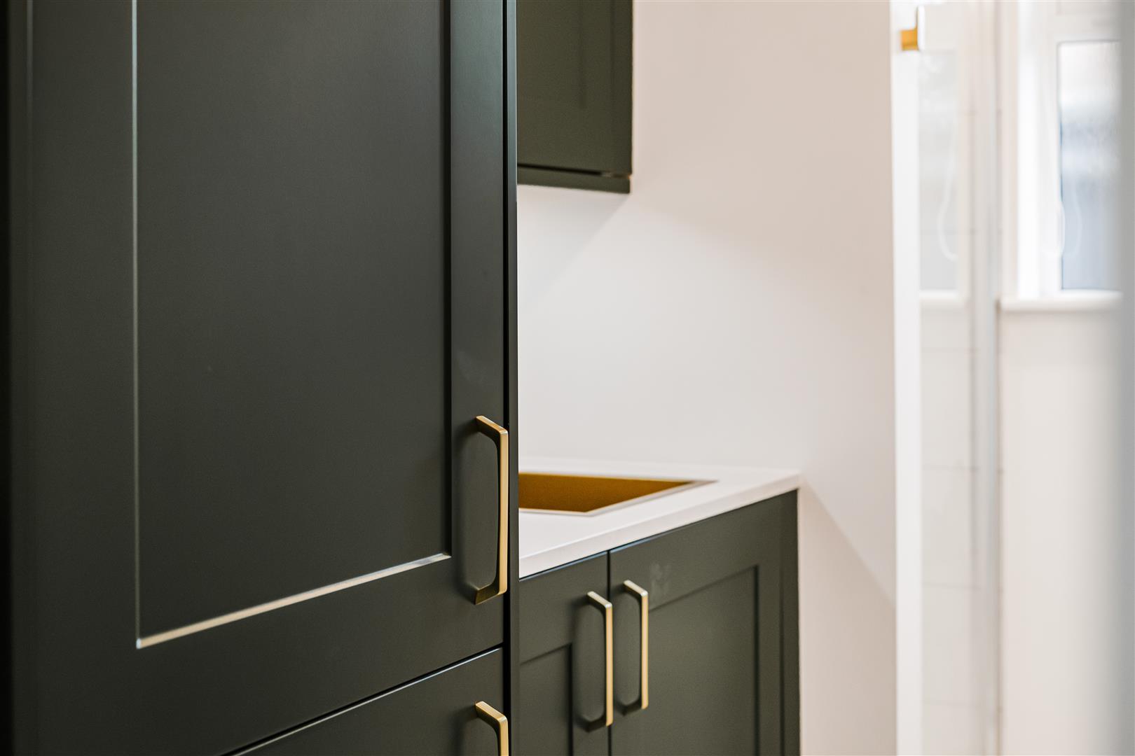 Ilkley Road Caversham Heights Detached House for sale in Reading