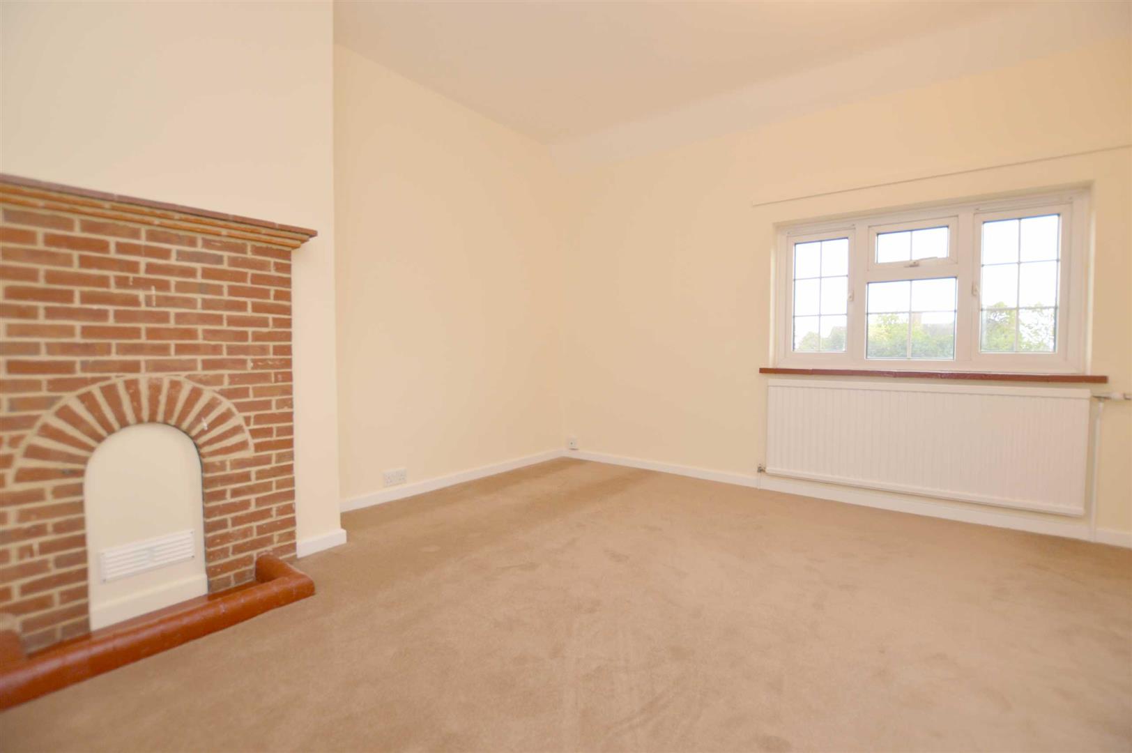 Ilbury Close  Semi-Detached House for sale in Reading