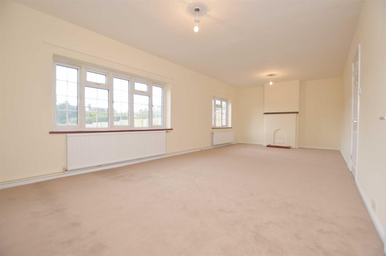 Ilbury Close  Semi-Detached House for sale in Reading