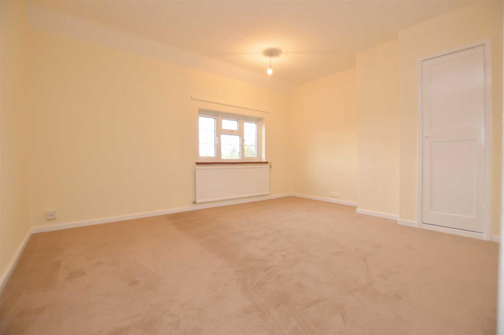 Ilbury Close  Semi-Detached House for sale in Reading
