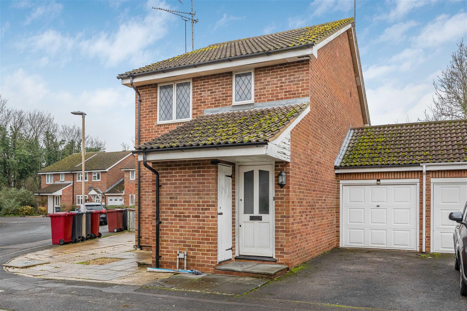 The Willows Caversham Maisonette for sale in Reading